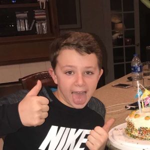 Meet your Posher, Harris